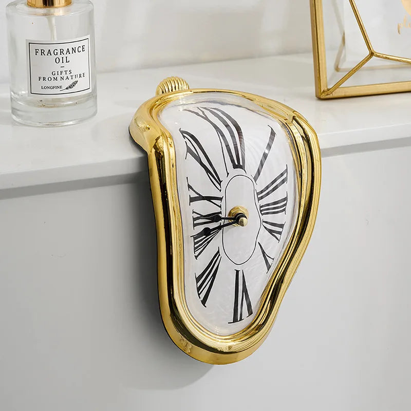 Horloge fondante inspiration Dali
