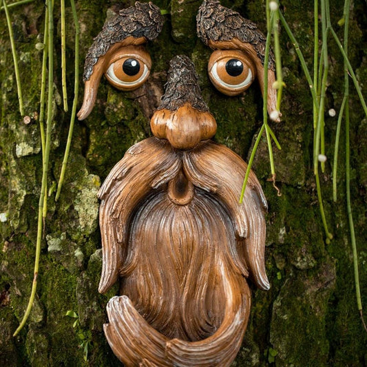 Visage-mangeoire en résine en forme d'arbre